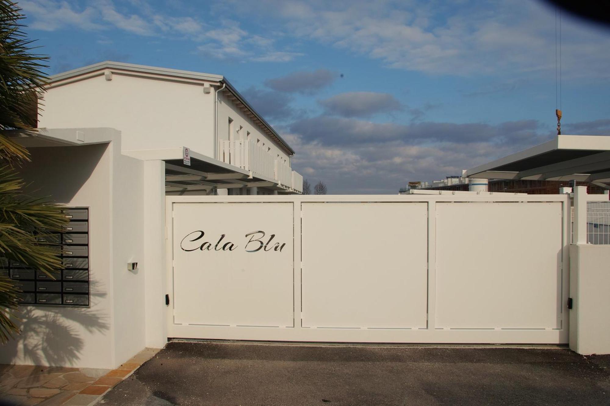 Cala Blu Residence Con Piscina-Centralissimo Lido Di Jesolo Buitenkant foto
